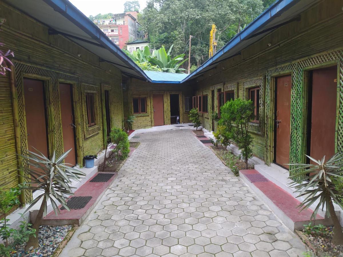 Hotel New Bamboo Palace Gorkhā Exterior foto